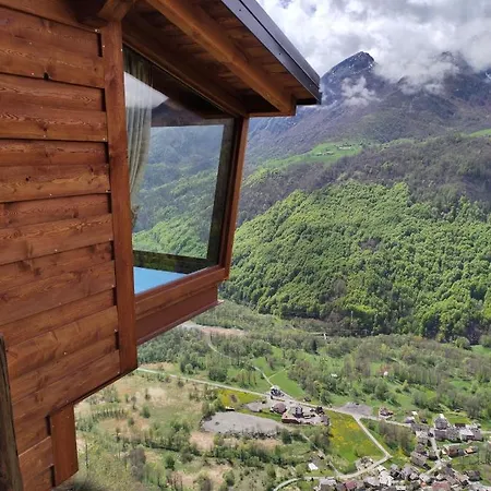 Skylodge 'il Rifugio Dell'anima' بيت خشبي Usseglio