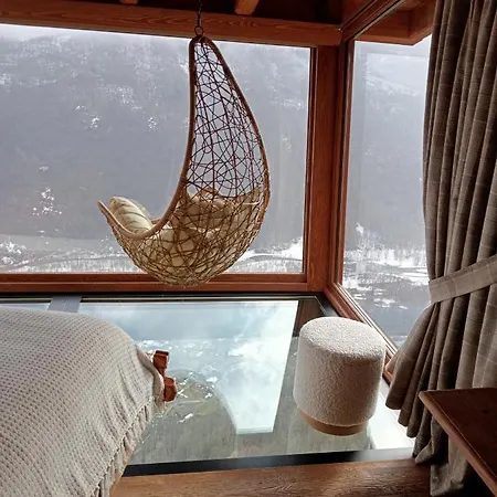 Skylodge 'il Rifugio Dell'anima' بيت خشبي *