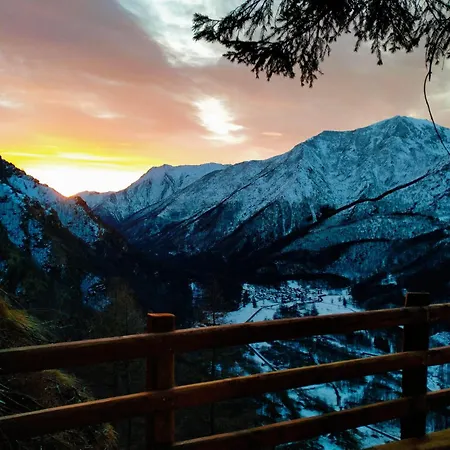 Skylodge 'il Rifugio Dell'anima' Деревянный коттедж Usseglio