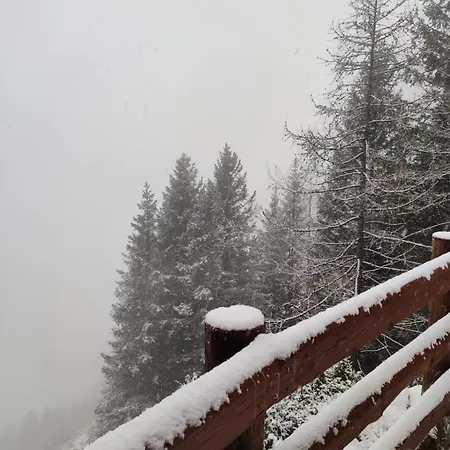 بيت خشبي Skylodge 'il Rifugio Dell'anima' Usseglio